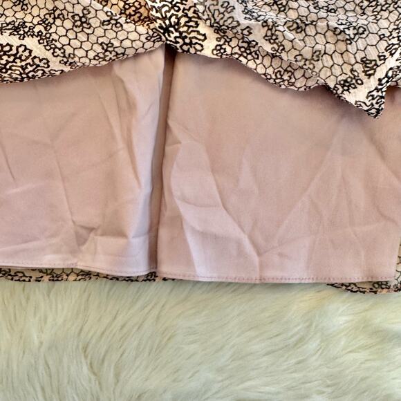 Elizabeth and James Paisley Cold Shoulder Maylin Blouse Medium NWT - Picture 4 of 15